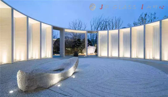 ISO9001 Railing 331x90x8000mm Toughened Glass Panels