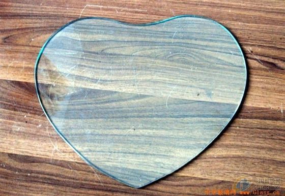 No Bubbles Single Lite 2440x1830mm Irregular Shaped Glass