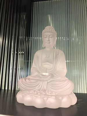 Ornamental Traditional Carving Buddha Liu Li Glass Art