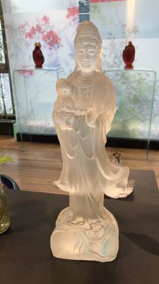 Ornamental Traditional Carving Buddha Liu Li Glass Art